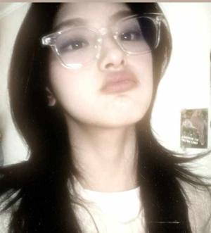 Author-esha 𐙚 logo