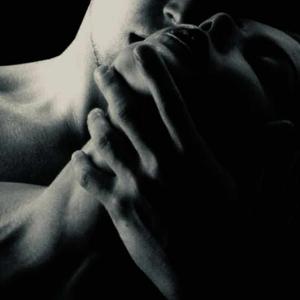 34 : FROM HOLD TO HOLLOW