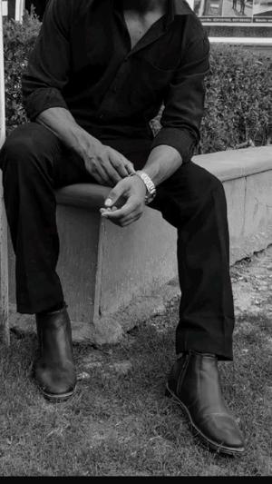 28 : A PLACE ABOVE ME