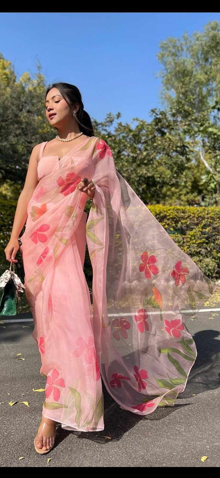 Printed Georgette Saree: Elegant, Comfortable, and Versatile