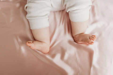 Cot and Bassinet Sheets Designed for Safer, Calmer Baby Sleep