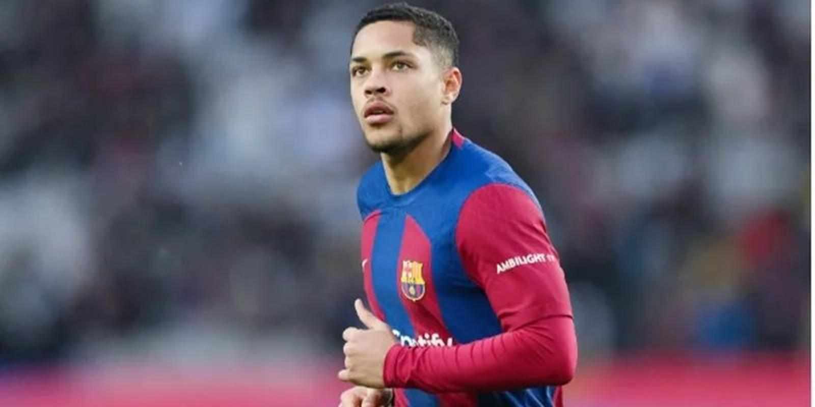 Hành Trình Phát Triển Của Tiền Đạo Barca Qua Các Thế Hệ