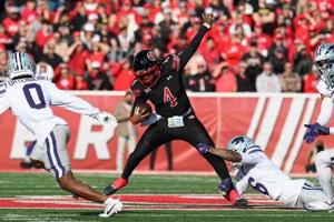 Dampier Leads No. 13 Utah