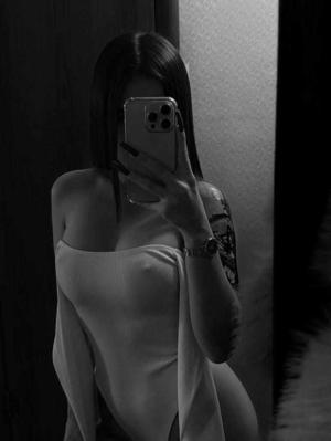 SinfulScribbler logo