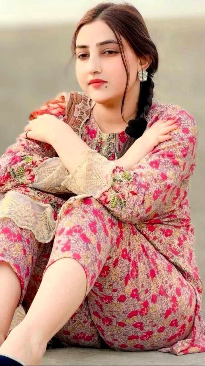 ((Shot 1500 Night 6000 With 4Shots)) Call Girls In Sector 55 Noida 9599809833 In/Outcall Available