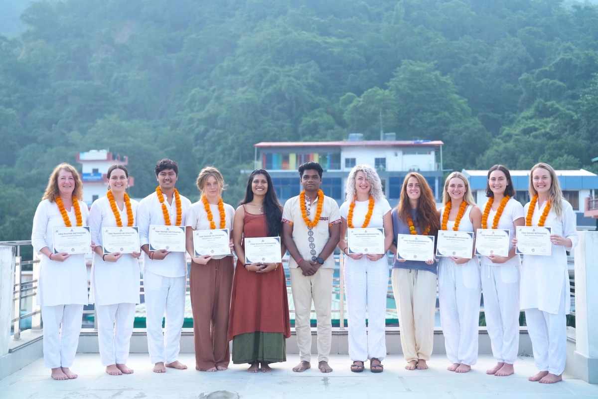 Top Yoga School for 300 Hour Yoga TTC in Rishikesh: A Complete Guide to Choosing the Right Advanced Teacher Training