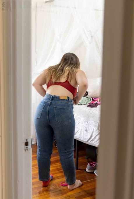 ᎡᎧᎽᎪᏞ༄༄ ✔️8826243211 Call Girls in Lajpat Nagar Delhi NCR