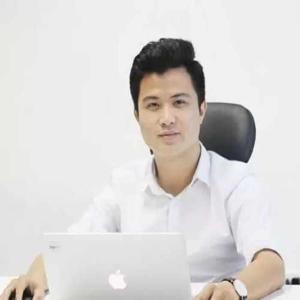 CEO Phạm Đức Long