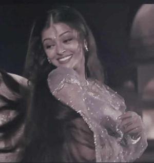 Violet࣪𓏲ᥫ᭡ logo