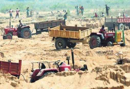 बिना अनुमति नदी से रेत खनन नहीं, खनन माफियाओं पर कितना कारगर होगा ये शिकंजा ?