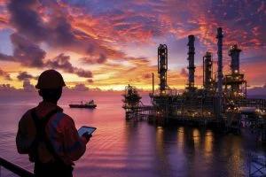 Oil and Gas Jobs for Freshers in Gulf: Complete Career Guide