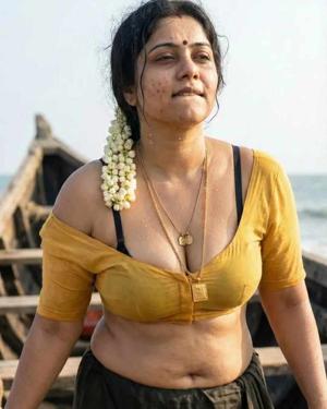 Chapter 10: Massive Gangbang โ Gaon Ke Mardon Ki Hawas Ki Bhookh