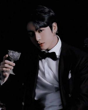 12}~The King's Shadow