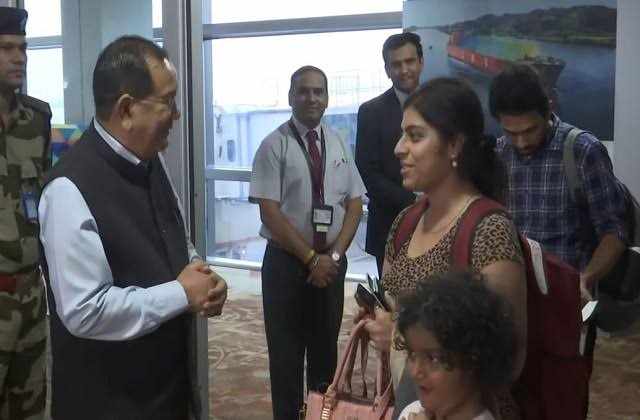 ऑपरेशन अजय "  के तहत युद्धग्रस्त इस्राइल से भारतीयों की घर वापसी।