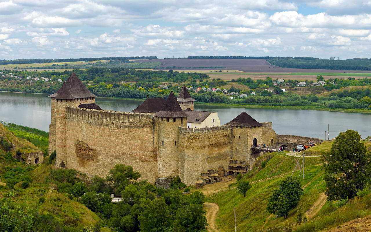 Таємниці Західної України: маловідомі місця та цікаві маршрути