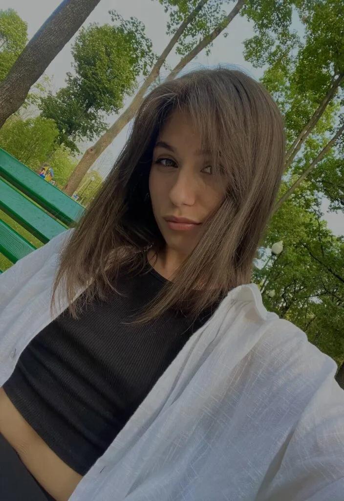 BOOK NOW Girls Escorts In Noida Sec 18→/ 9711106444