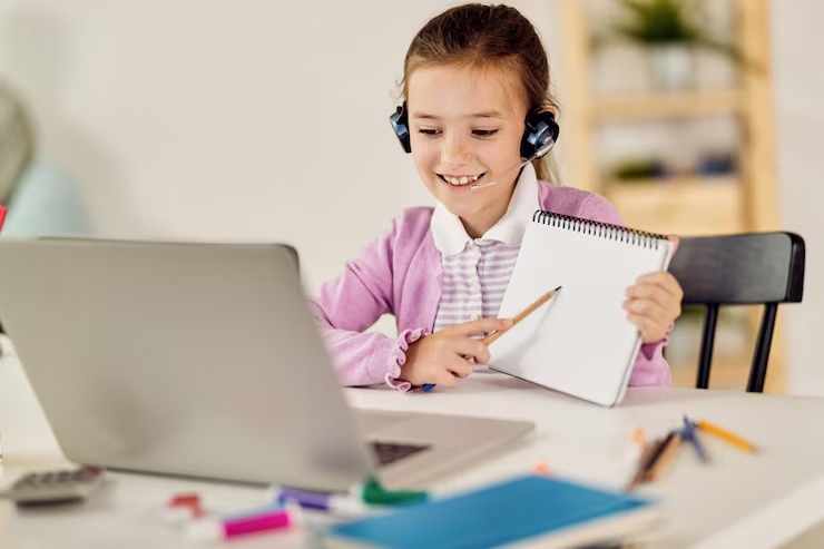 Preschool Online Learning for a Strong Early Start