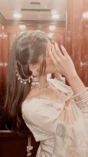 𝓐. | 𝒂𝒊𝒔𝒉𝒘𝒂𝒓𝒚𝒂 𝜗ৎ logo