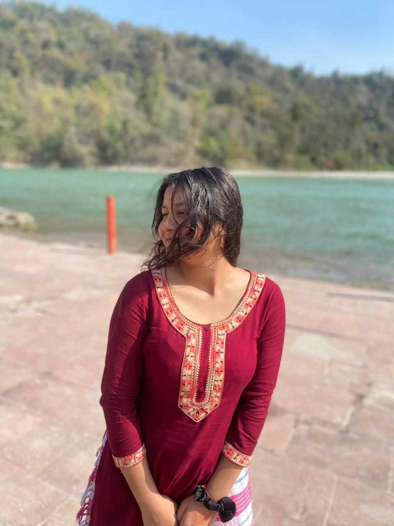 दुखी रहना कोई नही चुनता।
