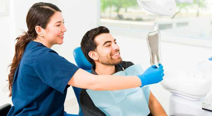 Common Dental Problems Treated by a Dentist in Vejalpur Ahmedabad