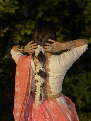 ๐๐. ๐๐ก๐ฒ๐ฌ๐ข๐๐๐ฅ ๐๐ง๐ญ๐ข๐ฆ๐๐๐ฒ ๐๐ง ๐ ๐๐๐ซ๐ซ๐ข๐๐ ๐