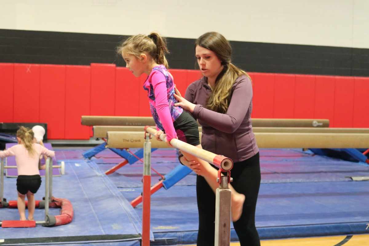 Kids Gymnastics Explained, Ages, Benefits, and Program Structure