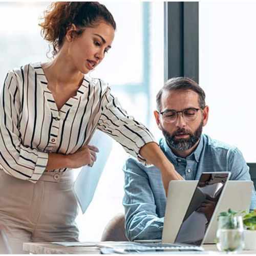 In-Person vs Online Leadership Development Programs – Which Delivers Better Results?