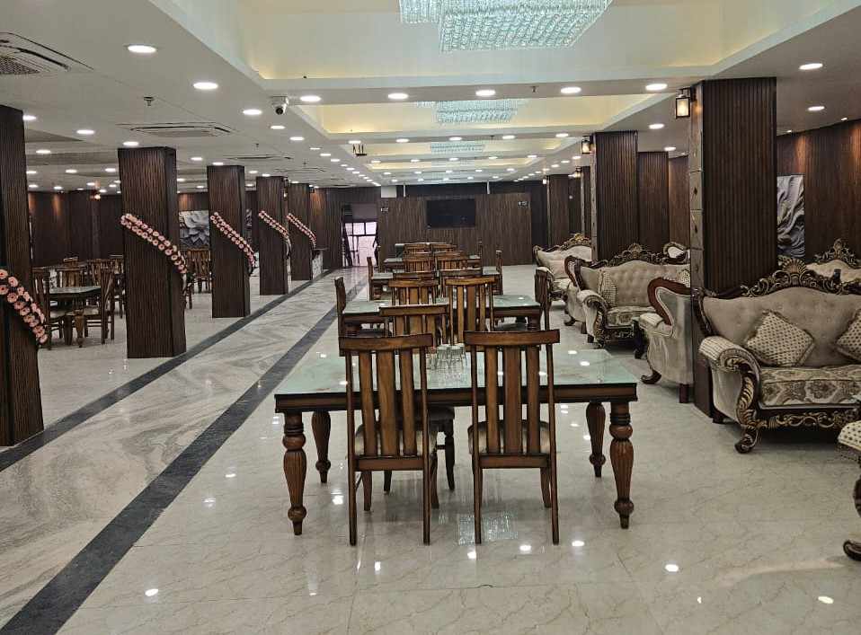 Abharam Retreats – Luxury Rooms & Premium Stay in Ghaziabad