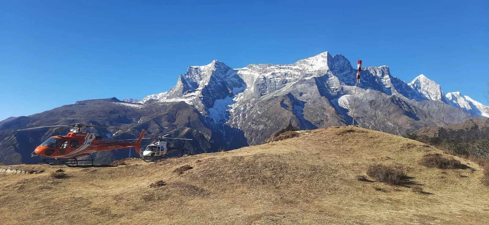 Luxury Everest Base Camp Helicopter Tour Escape with Breathtaking Mountain Scenery
