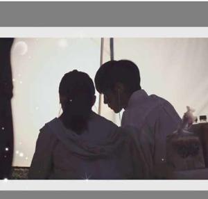 Same bench,different worlds 🌸