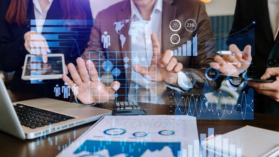 Etapas relávenles de la teoría estratégica empresarial