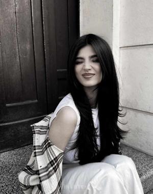 𝒫𝓇𝒾𝓉𝒾 𐙚⋆ logo