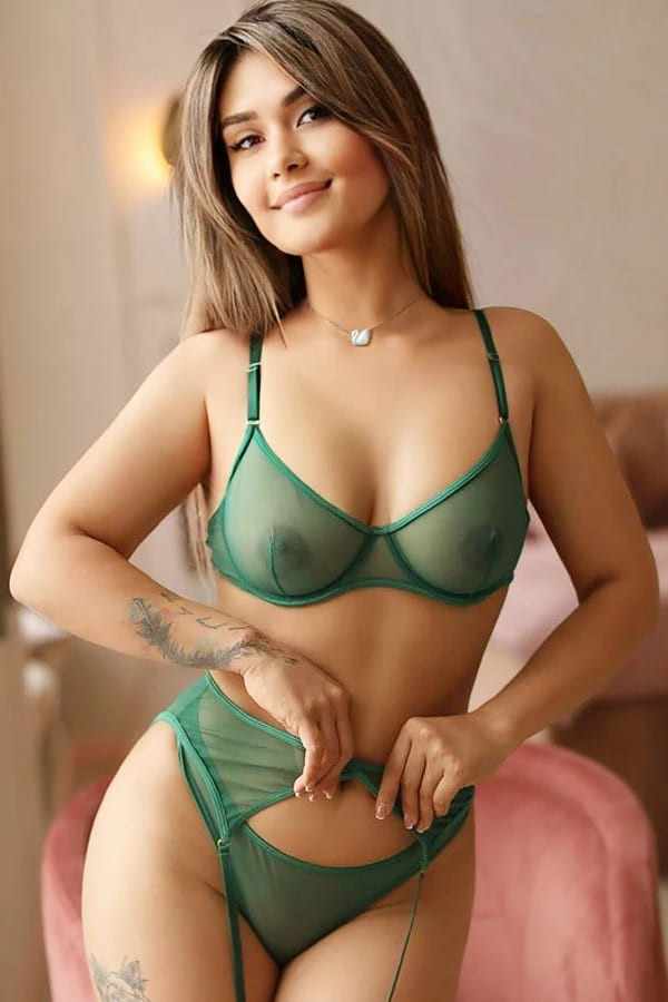 Call Girls In Mayur Vihar Delhi 9953350570 Cash On Delivery 24x7