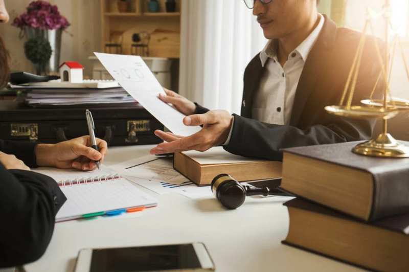 How Real Estate Lawyers Safeguard Real Estate Transactions?