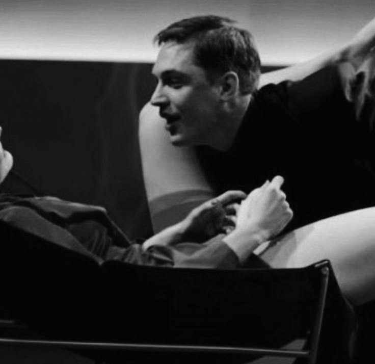 पति  का  पत्नी को चोदना अलग अलग जगह पर (smut /eritica/sex stories)🥵💦💦