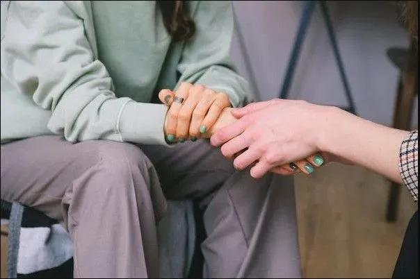 How Can Trauma Therapy Adelaide Help You Heal After Emotional Trauma?