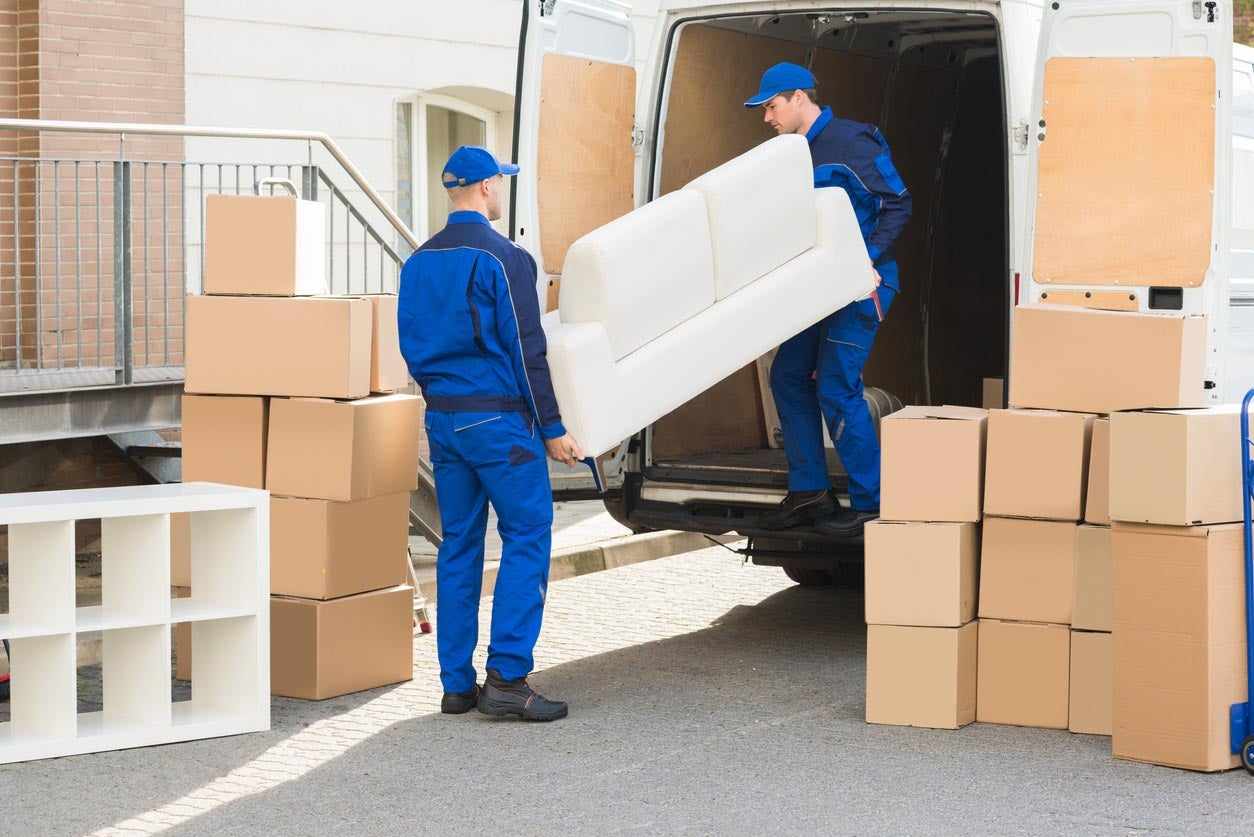 Moving and Storage: Why You Might Need Both Services During Your Relocation  - Bowling Green FL Movers
