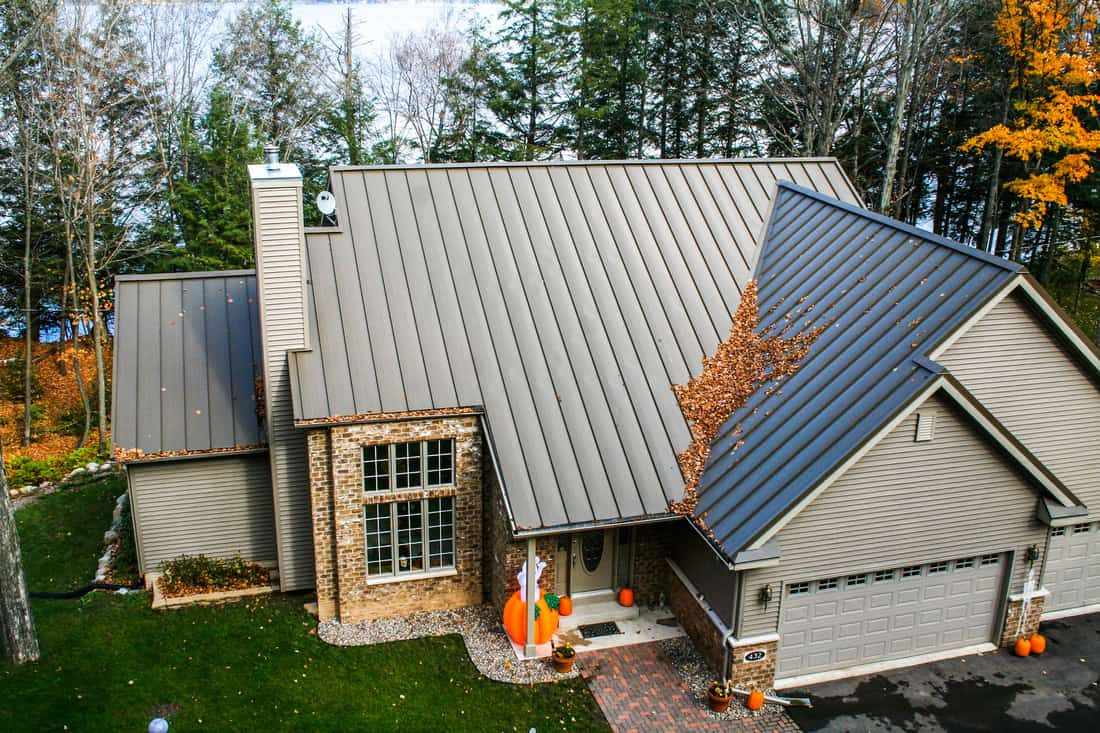 Metal Roofing: A Durable, Stylish, and Smart Choice for Downey Homes