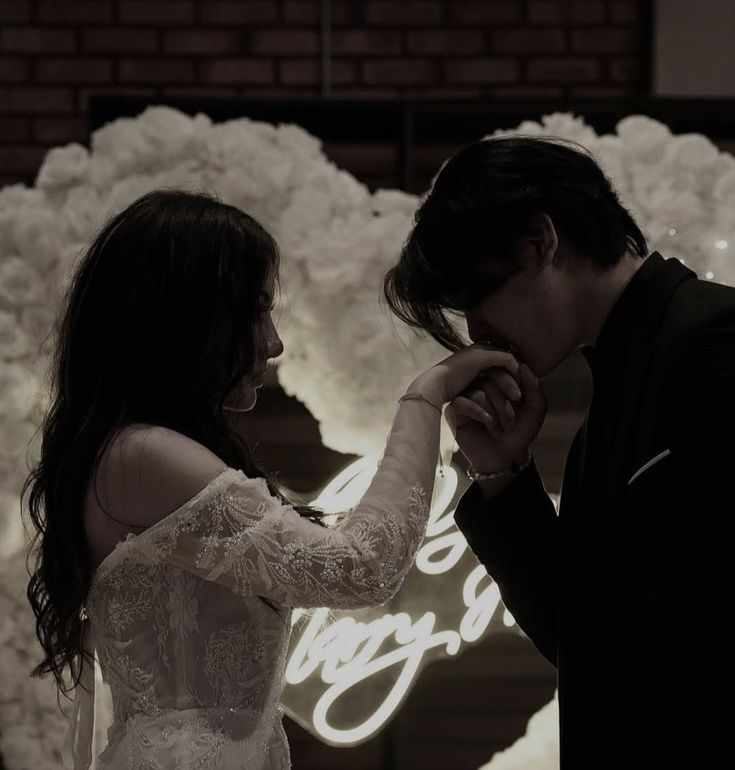 A Promise Beneath The Crown
