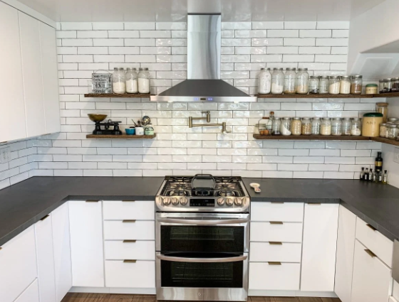Why a Kitchen Hood 42 Inch Wide Fits Modern American Homes