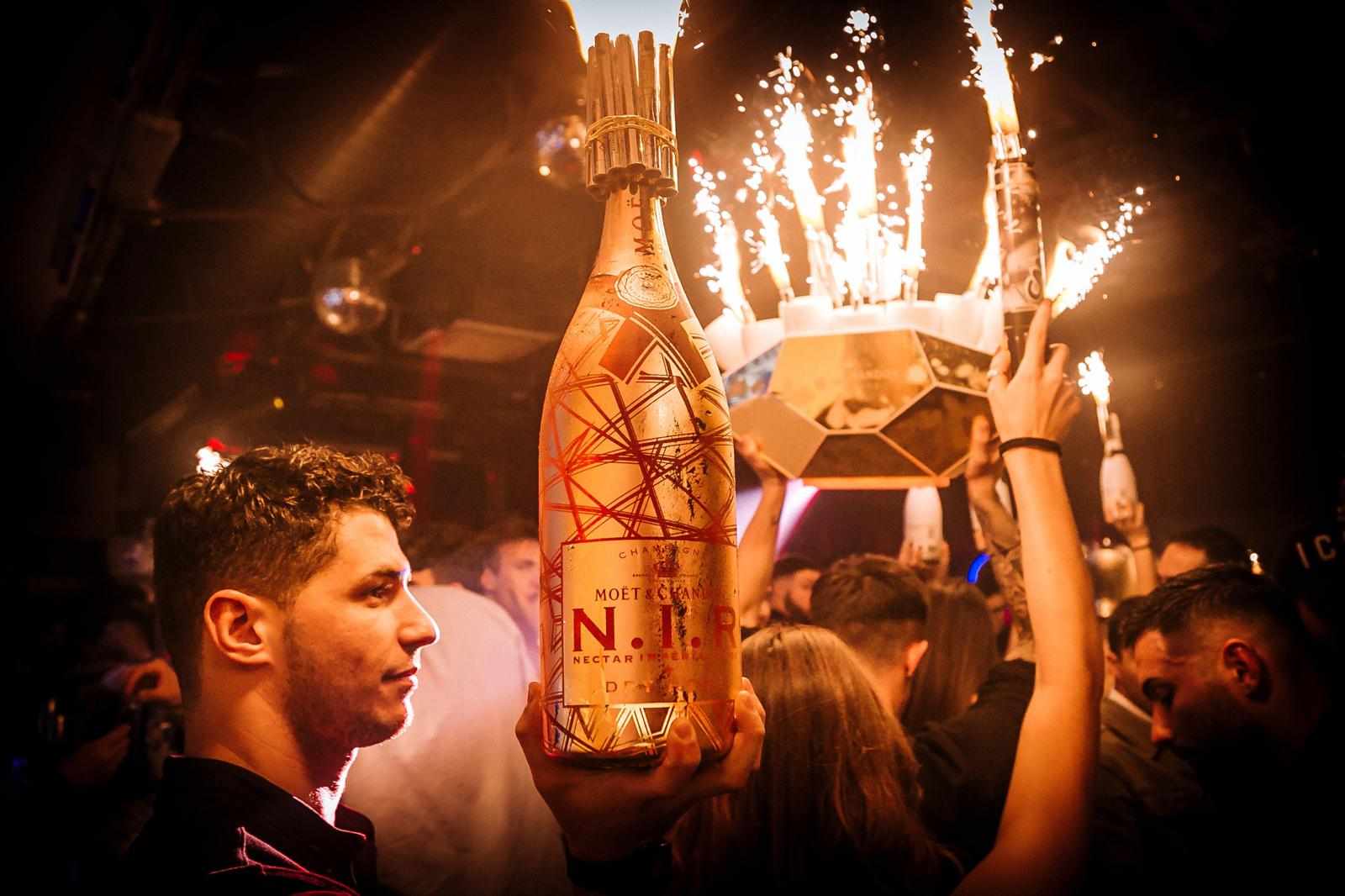 Bottle service - Wikipedia
