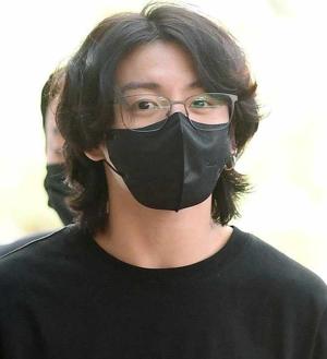 Sweet Carrot 🥕  logo