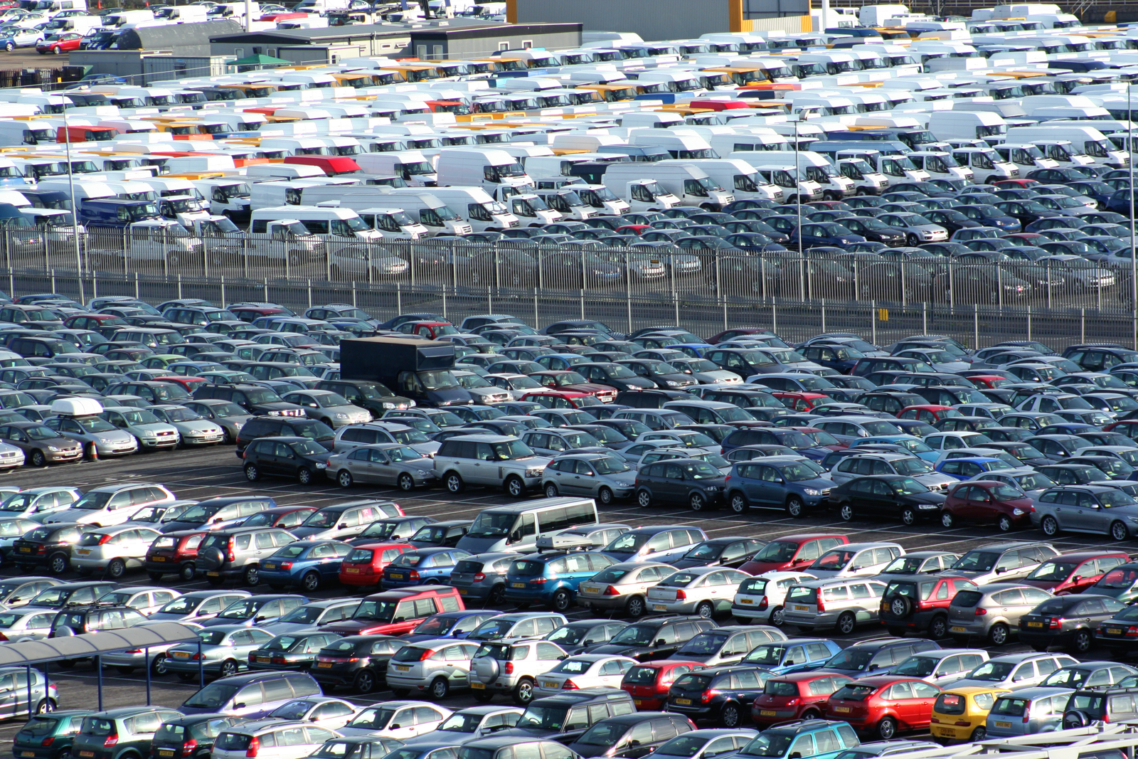 How to Avoid Scams When Buying Cheap Cars for Sale Online