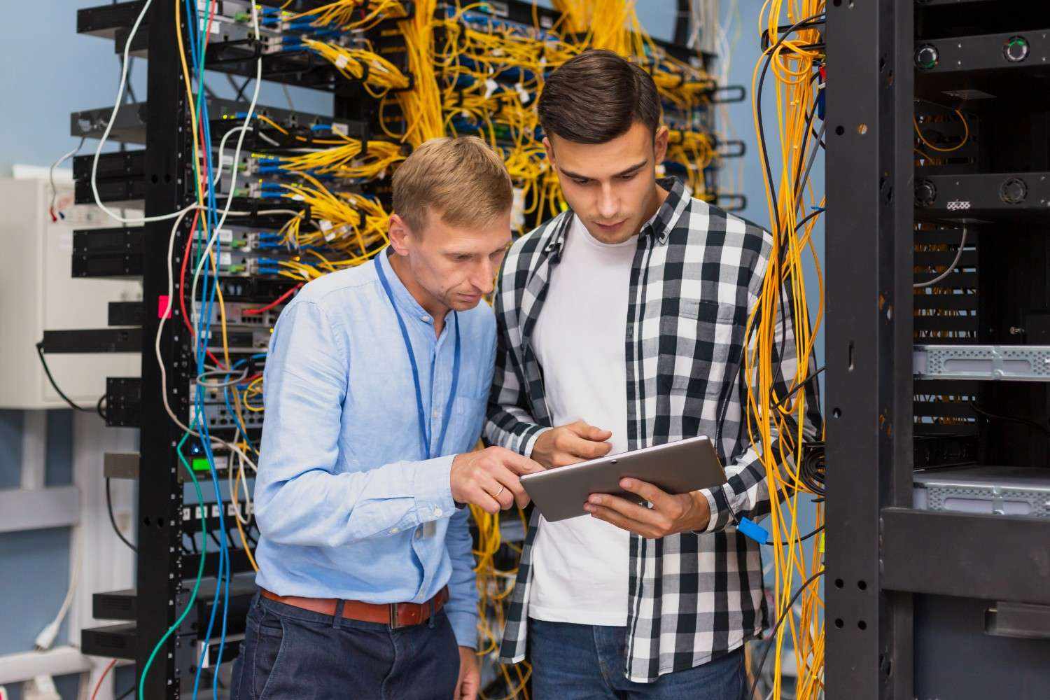 Why Cisco CCNA Networking Courses Are Essential for a Career in IT Networking