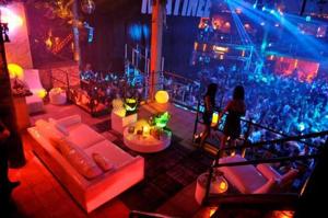 Chapter 43 : bachelor's party