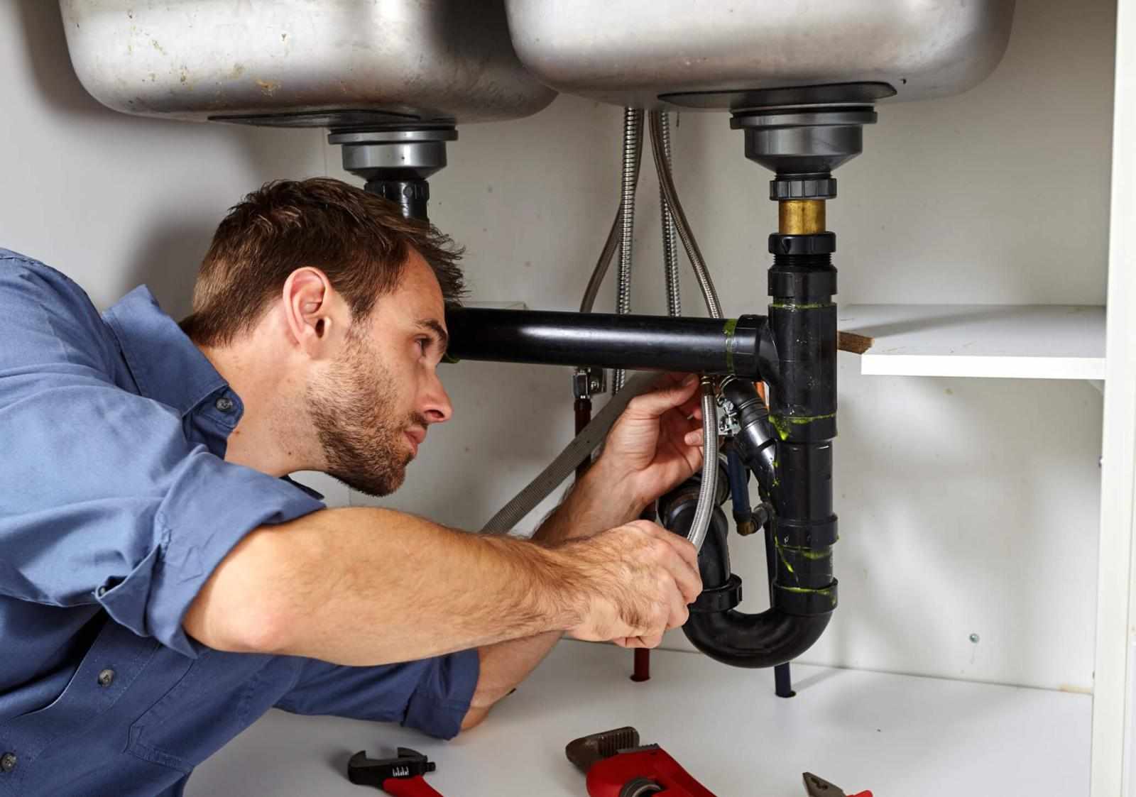 The Ultimate Guide to Choosing the Right Plumber for Your Home