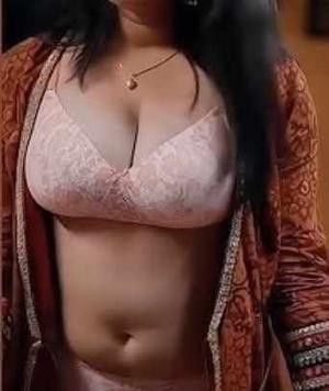 Hawsi pati 🔞:"Piche se kitni bhaari lag rahi hai tu... 🥵🔥🌶️