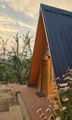 Romantic Resorts in Mukteshwar for Honeymoon & Couples Retreat