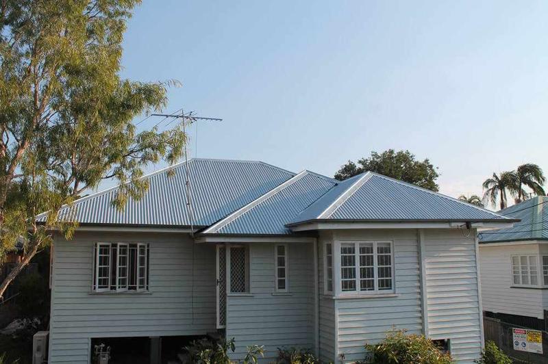 5 Myths About Metal Roofs Debunked