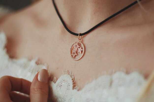 A Guide to Choosing Elegant Stones for Every Style